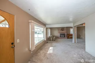 318 NE Lambert Ave, College Place, WA 99324 - Photo 7