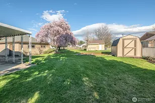 318 NE Lambert Ave, College Place, WA 99324 - Photo 3