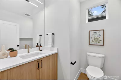 11013 Goodwin Way NE, Seattle, WA 98125 - Photo 15