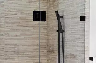 11013 Goodwin Way NE, Seattle, WA 98125 - Photo 9