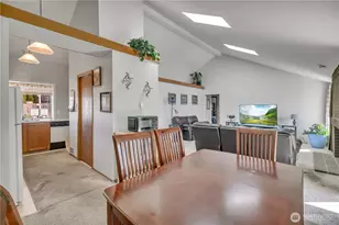 126 117th St E, Tacoma, WA 98445 - Photo 7