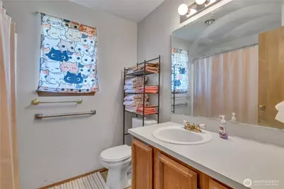 126 117th Street E, Tacoma, WA 98445 - Photo 17