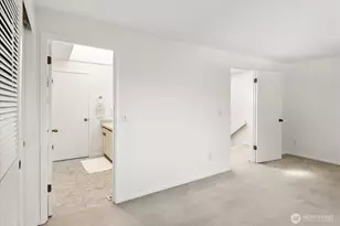 8229 212th St SW, Edmonds, WA 98026 - Photo 27