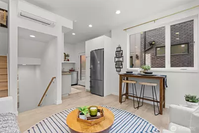 716 11th Avenue E #A, Seattle, WA 98102 - Photo 3