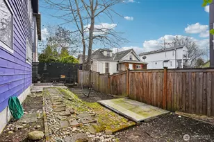 1609 E Alder St, Seattle, WA 98122 - Photo 33