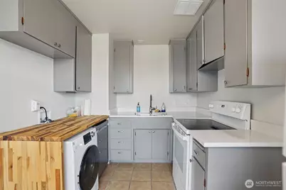 1609 E Alder Street, Seattle, WA 98122 - Photo 21