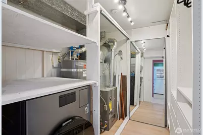 1609 E Alder Street, Seattle, WA 98122 - Photo 25