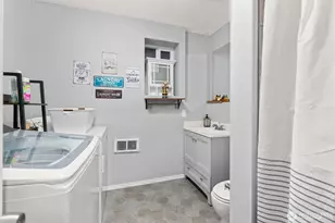 6014 207th Ave E, Bonney Lake, WA 98391 - Photo 23