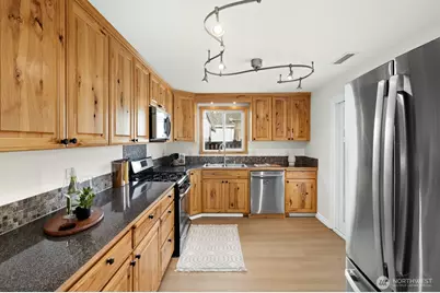 506 Train Street SE, Orting, WA 98360 - Photo 9