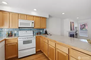 2813 NW 56th St, Seattle, WA 98107 - Photo 11