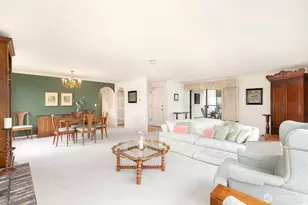 3113 W Harley St, Seattle, WA 98199 - Photo 9