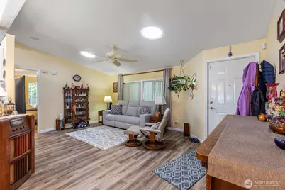 818 82nd Street E #6, Tacoma, WA 98404 - Photo 9