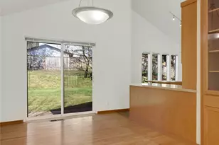 2805 183rd Ave NE, Redmond, WA 98052 - Photo 9