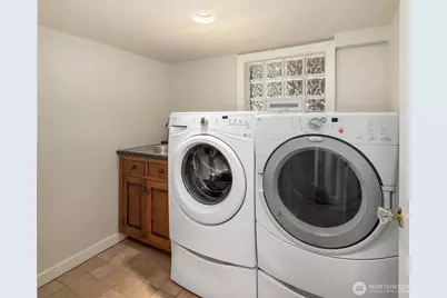 4737 46th Avenue NE, Seattle, WA 98105 - Photo 25