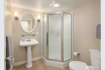 4737 46th Avenue NE, Seattle, WA 98105 - Photo 29