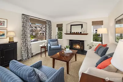 4737 46th Avenue NE, Seattle, WA 98105 - Photo 5