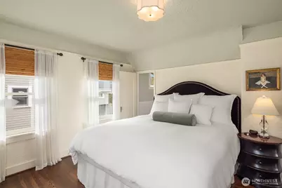 4737 46th Avenue NE, Seattle, WA 98105 - Photo 17