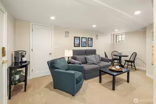 4737 46th Ave NE, Seattle, WA 98105 - Photo 27