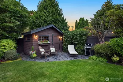 4737 46th Avenue NE, Seattle, WA 98105 - Photo 31