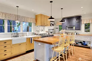 406 Galer St, Seattle, WA 98109 - Photo 11