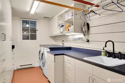 406 Galer Street, Seattle, WA 98109 - Photo 35