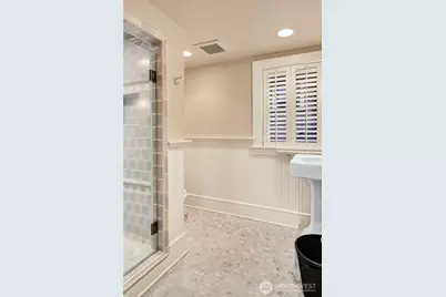 406 Galer Street, Seattle, WA 98109 - Photo 33