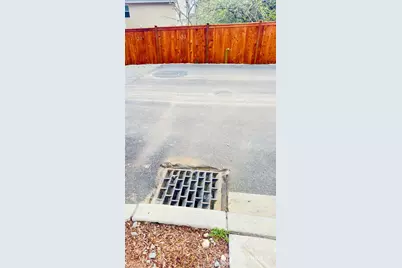 25010 SE 17th Street, Sammamish, WA 98075 - Photo 15