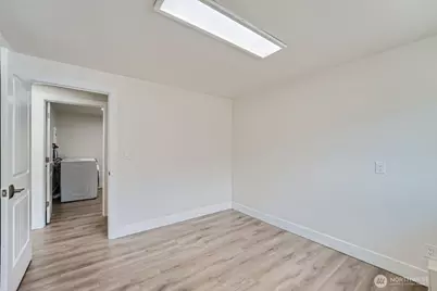 1409 Union Avenue NE, Renton, WA 98059 - Photo 17