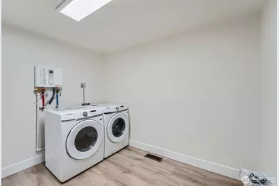 1409 Union Avenue NE, Renton, WA 98059 - Photo 21