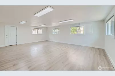 1409 Union Avenue NE, Renton, WA 98059 - Photo 13