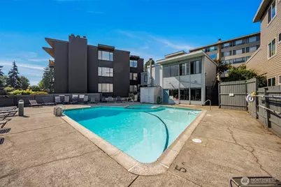 3601 24th Avenue W #207, Seattle, WA 98199 - Photo 23