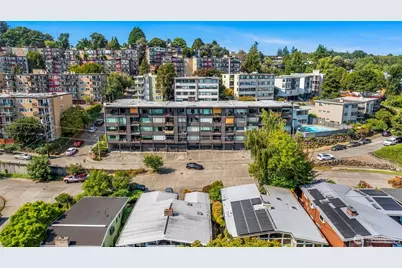 3601 24th Avenue W #207, Seattle, WA 98199 - Photo 31
