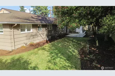 13054 30th Avenue NE, Seattle, WA 98125 - Photo 23
