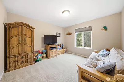 946 Paine Road, Castle Rock, WA 98611 - Photo 9