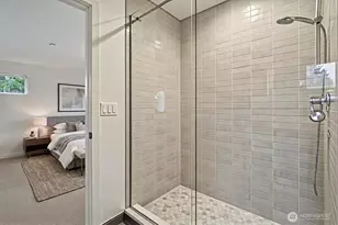 12332 38th Ave NE, Seattle, WA 98125 - Photo 15