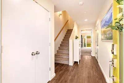 13706 Manor Way #C3, Lynnwood, WA 98087 - Photo 3