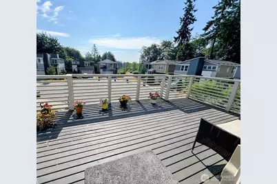 18320 3rd Drive SE, Bothell, WA 98012 - Photo 1