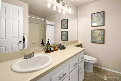 15175 Sunwood Boulevard #DD32, Tukwila, WA 98188 - Photo 19