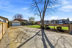 2618 16th Ave NW, Puyallup, WA 98371 - Photo 3