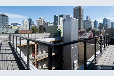66 Bell Street #35, Seattle, WA 98053 - Photo 9