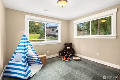 19602 SE 29th Street, Sammamish, WA 98075 - Photo 23