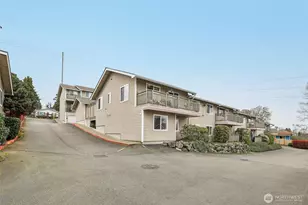 901 E Marine View Dr, Everett, WA 98201 - Photo 33