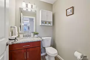 901 E Marine View Dr, Everett, WA 98201 - Photo 15