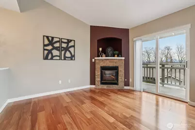 901 E Marine View Drive #201, Everett, WA 98201 - Photo 5