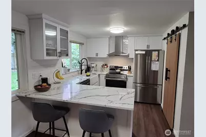 18821 SE 214th Street, Renton, WA 98058 - Photo 11