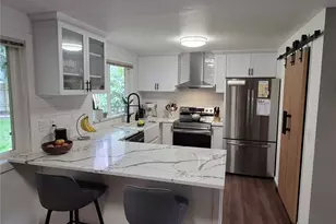 18821 SE 214th St, Renton, WA 98058 - Photo 11