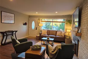 18821 SE 214th St, Renton, WA 98058 - Photo 5