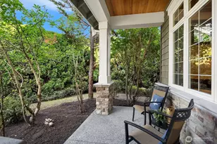 2098 211th Pl SE, Sammamish, WA 98075 - Photo 3