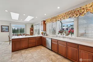 14 Zermatt Ct, Camano Island, WA 98282 - Photo 13