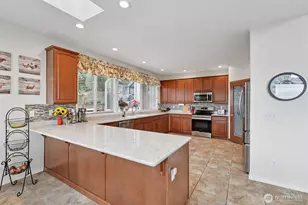 14 Zermatt Ct, Camano Island, WA 98282 - Photo 11